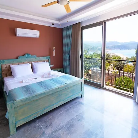 Noel Baba 2* Kaş