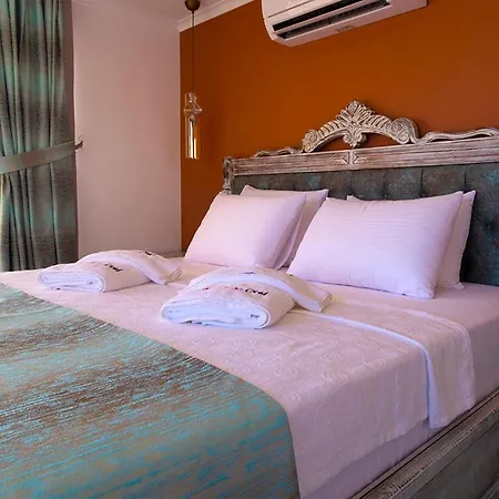 Noel Baba 2* Kaş