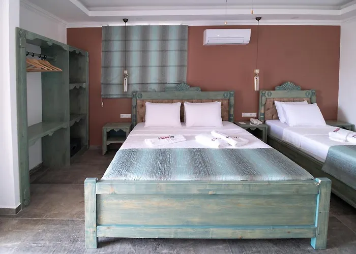 Noel Baba Hotel Kaş